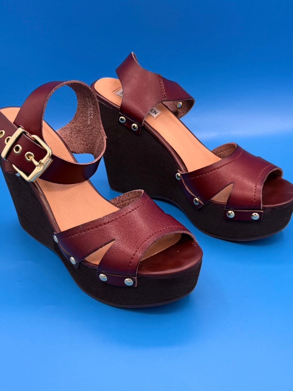 Steve Madden Winola Burgundy Leather Platform Wedge Sandals